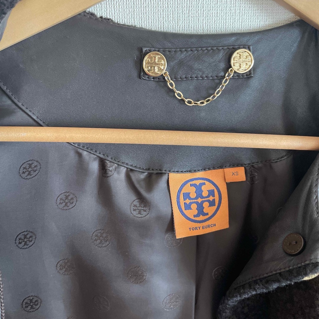 Tory Burch(トリーバーチ)の【定価24万】トリーバーチ　ラムレザームートンコート レディースのジャケット/アウター(ムートンコート)の商品写真