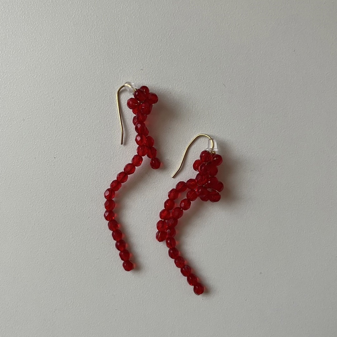 Santa Monica(サンタモニカ)のused🎀 red bees pierce itimi レディースのアクセサリー(ピアス)の商品写真