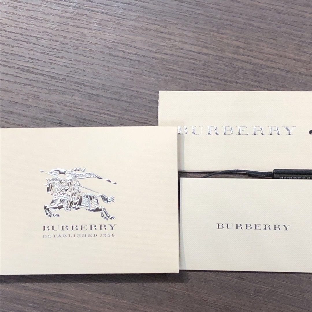 BURBERRY(バーバリー)の【再値下げ❗️】⭐️バーバリー レザーバッグ 茶色 レディースのバッグ(ボストンバッグ)の商品写真