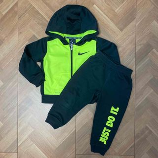 ナイキ(NIKE)のNIKE セットアップ　2T(ジャケット/コート)