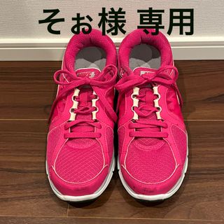 ナイキ(NIKE)のNIKE ランニングシューズ〈ピンク〉(シューズ)