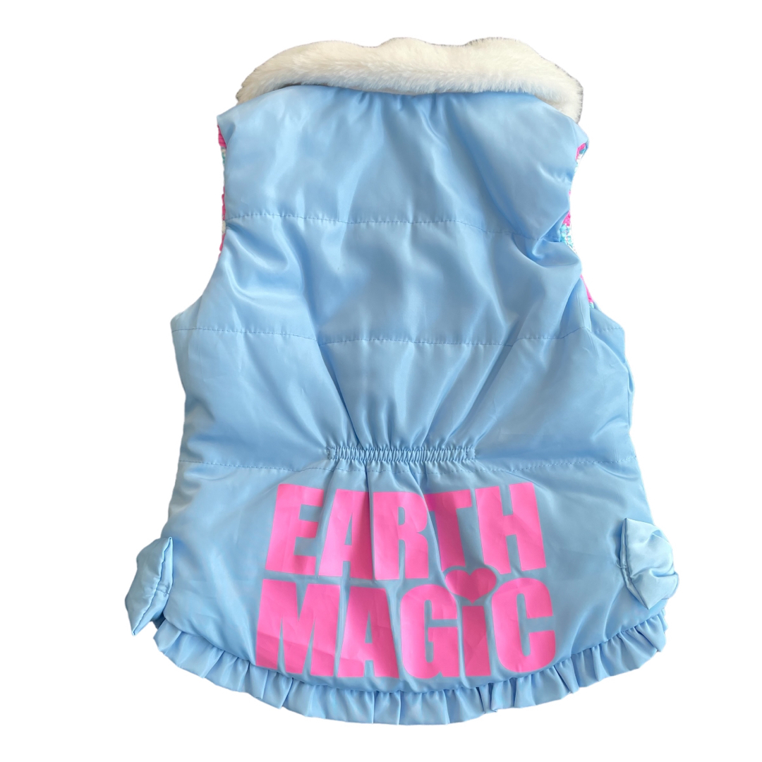 EARTHMAGIC(アースマジック)のEARTHMAGIC リバーシブルベスト キッズ/ベビー/マタニティのキッズ服女の子用(90cm~)(ジャケット/上着)の商品写真