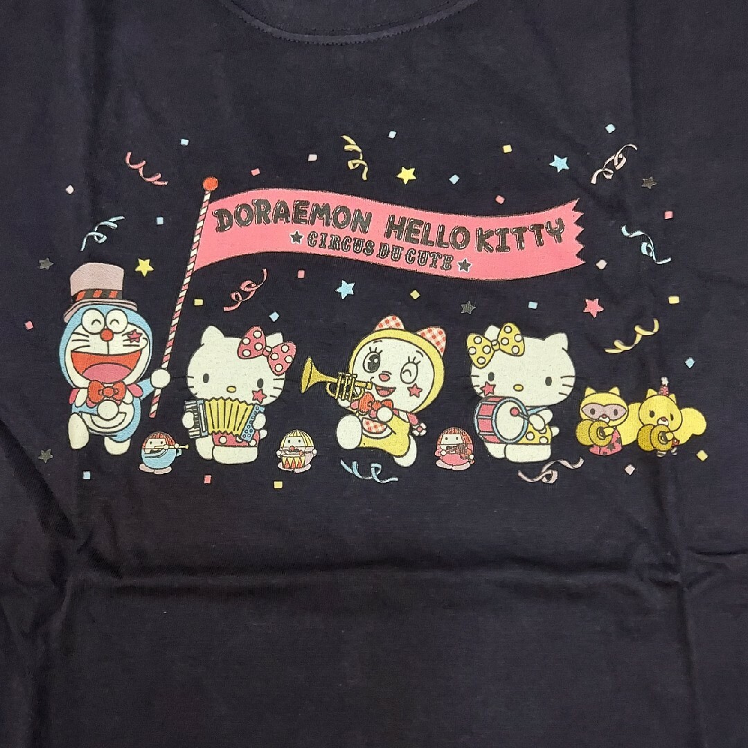 サンリオ(サンリオ)のドラえもん ハローキティコラボTシャツM 新品未使用 レディースのトップス(Tシャツ(半袖/袖なし))の商品写真