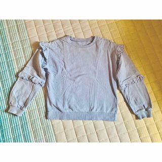 ベルメゾン(ベルメゾン)のベルメゾン✴︎ジータ　袖フリル裏起毛トレーナー　140   USED(Tシャツ/カットソー)