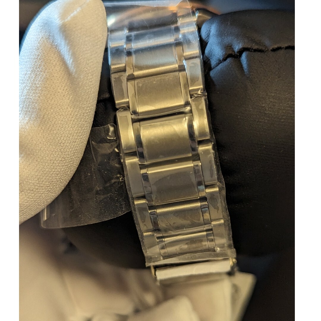 ❗新品❗白×金アストロン　保証ほぼ2年あります　チタンモデル　白文字盤 メンズの時計(腕時計(アナログ))の商品写真
