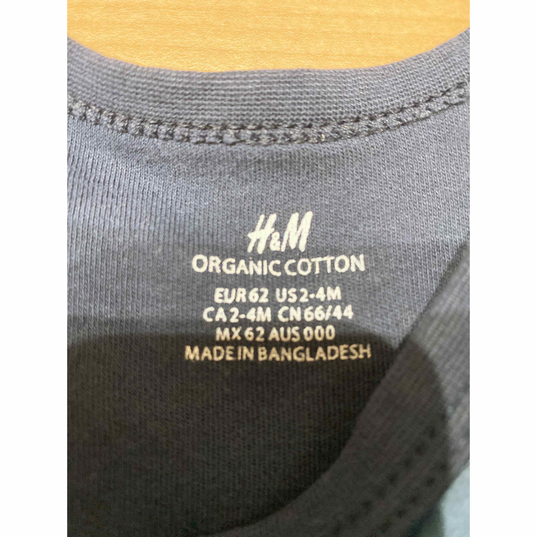 H&M(エイチアンドエム)のH&M ベビー肌着 ロンパース キッズ/ベビー/マタニティのベビー服(~85cm)(肌着/下着)の商品写真