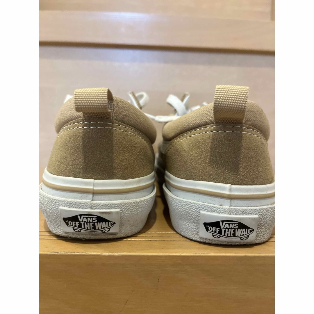 OLD SKOOL（VANS）(オールドスクール)のVANS 22.0cm オールドスクール　ベージュ キッズ/ベビー/マタニティのキッズ靴/シューズ(15cm~)(スニーカー)の商品写真