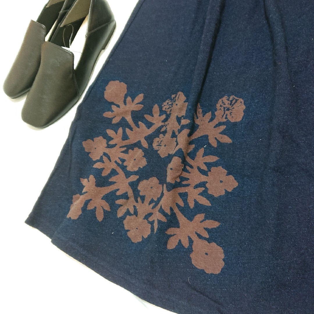 CUBE SUGAR(キューブシュガー)のココア様専用CUBE SUGAR  インディゴ 柄スカート 新品 レディースのスカート(ロングスカート)の商品写真