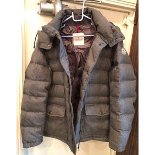 モンクレール(MONCLER)の正規品　モンクレール　メンズ　ダウン　グレー系(ダウンジャケット)