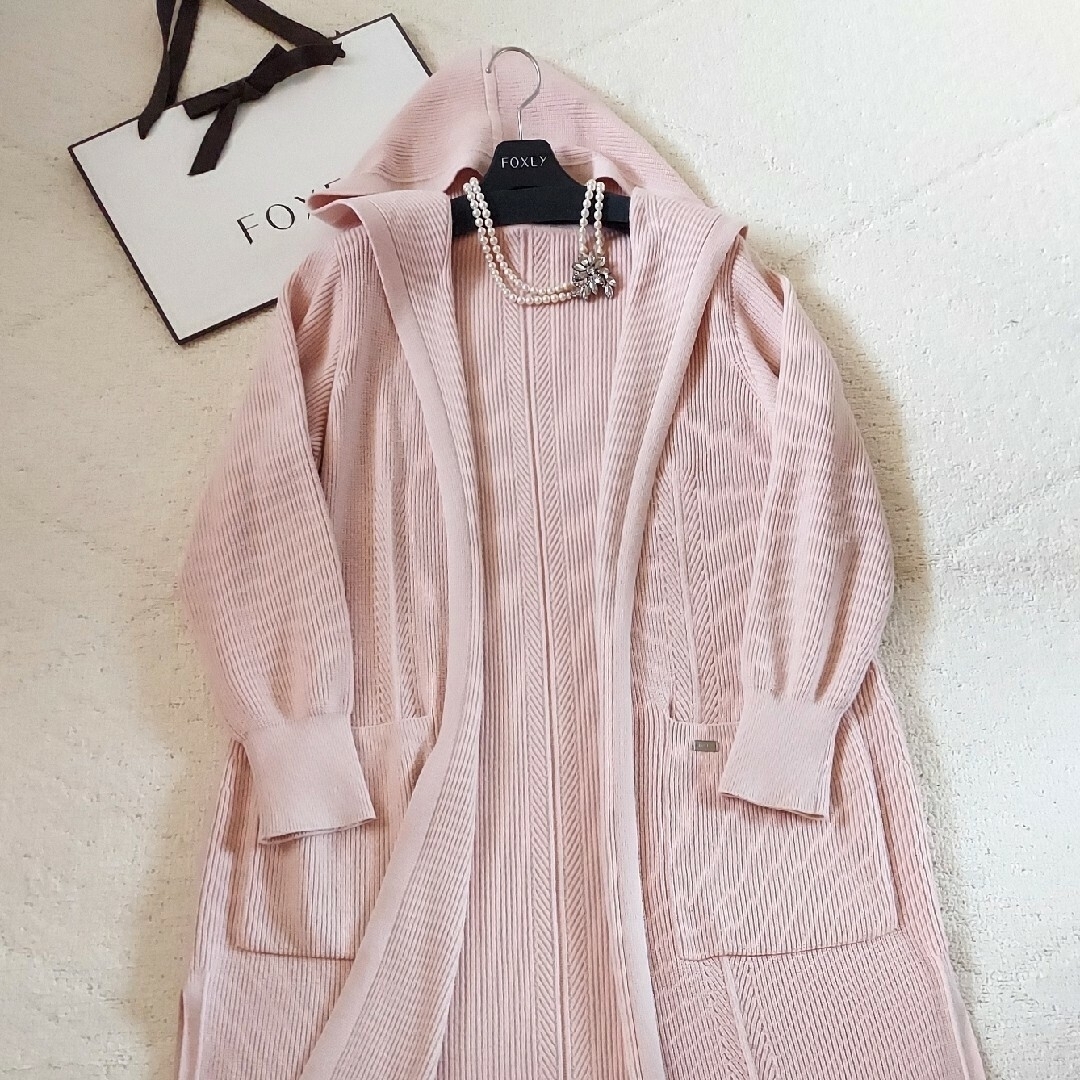 FOXEY(フォクシー)のFOXEY❤【OLIVIA PARKA】フレンチローズ 2022年即日完売商品 レディースのトップス(パーカー)の商品写真