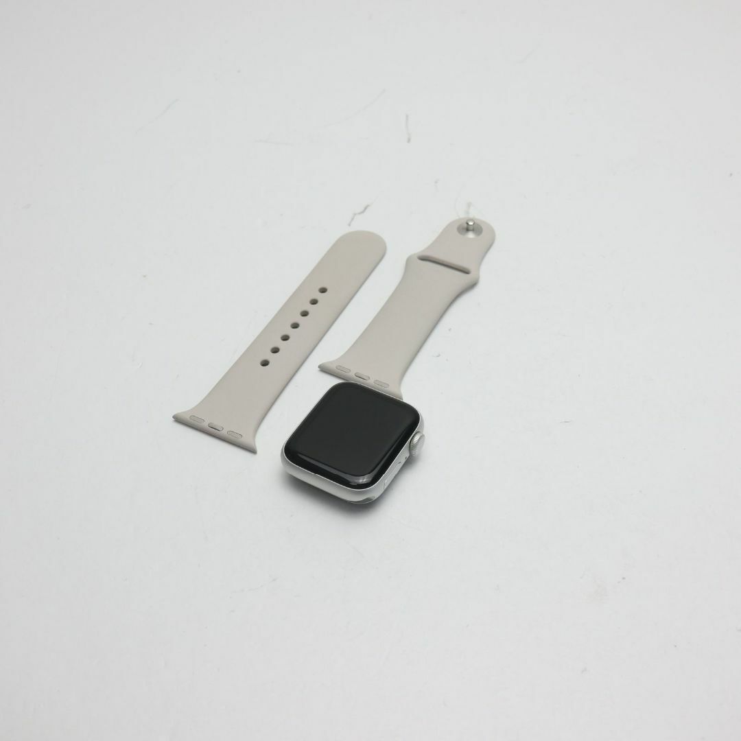超美品 Apple Watch SE GPS 40mm  シルバー