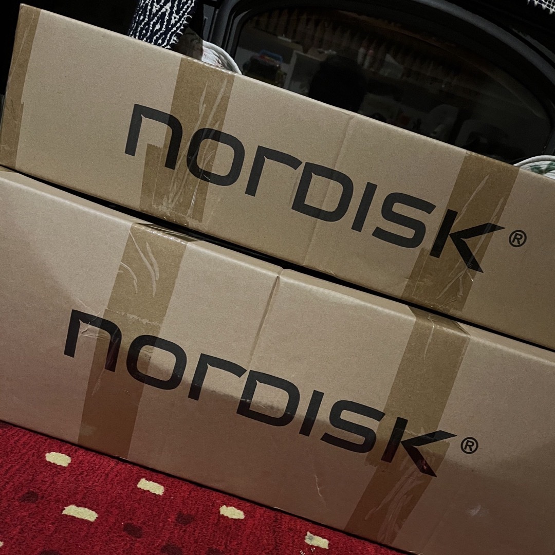 Nordisk(ノルディスク)のNordisk Asgard7.1＋Kari12 別注BURNT REDカラー スポーツ/アウトドアのアウトドア(テント/タープ)の商品写真