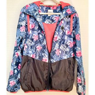 ロキシー(Roxy)のウィンドブレーカー　ジャンバー　ロキシー　花柄　美品(その他)