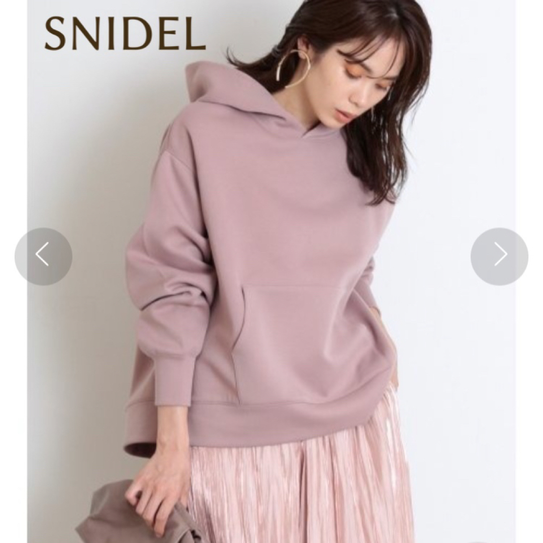 SNIDEL(スナイデル)のSNIDEL くすみピンク フーディー スナイデル スウェットパーカー トップス レディースのトップス(パーカー)の商品写真