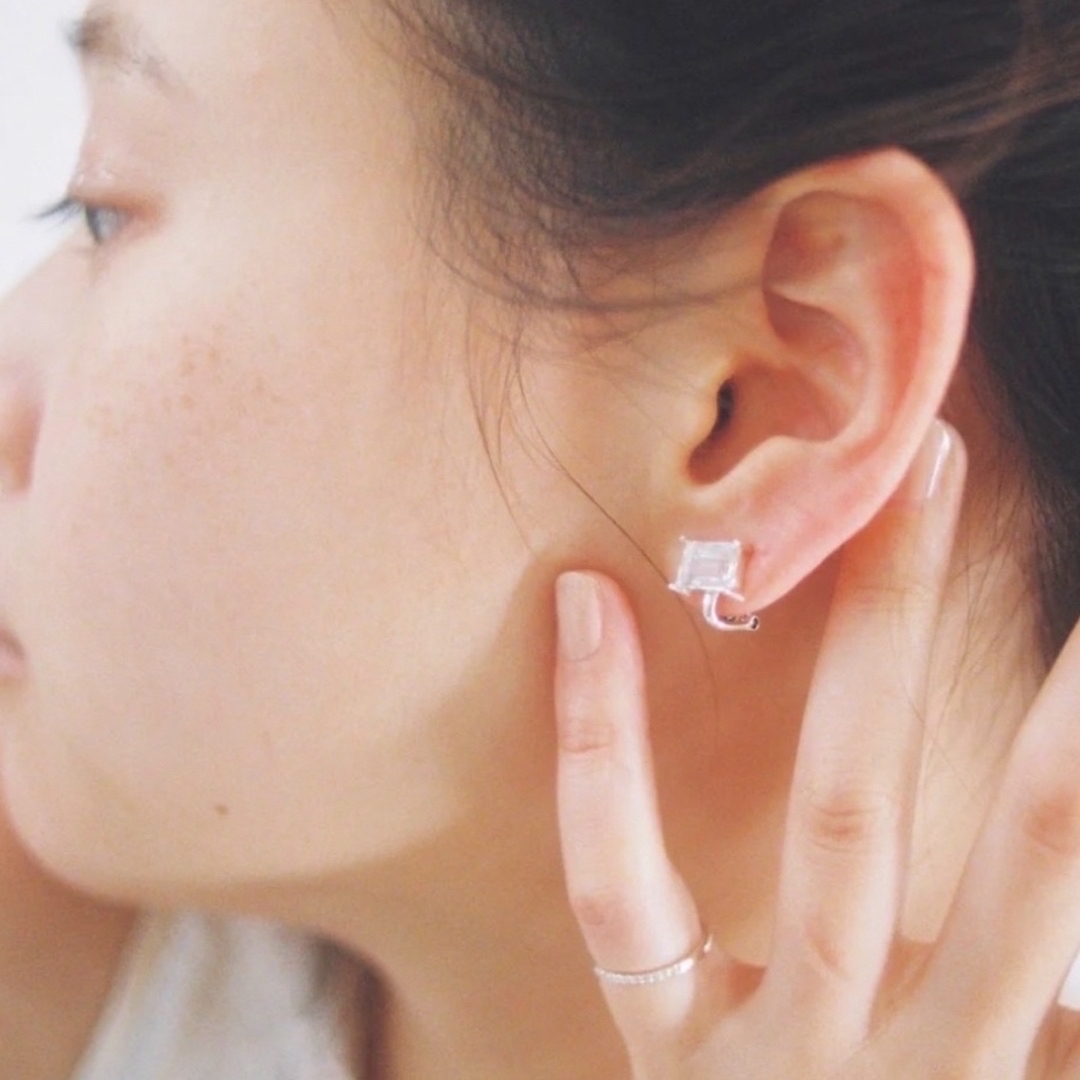 Gleam silver (earring) graey ＋Tiffany巾着