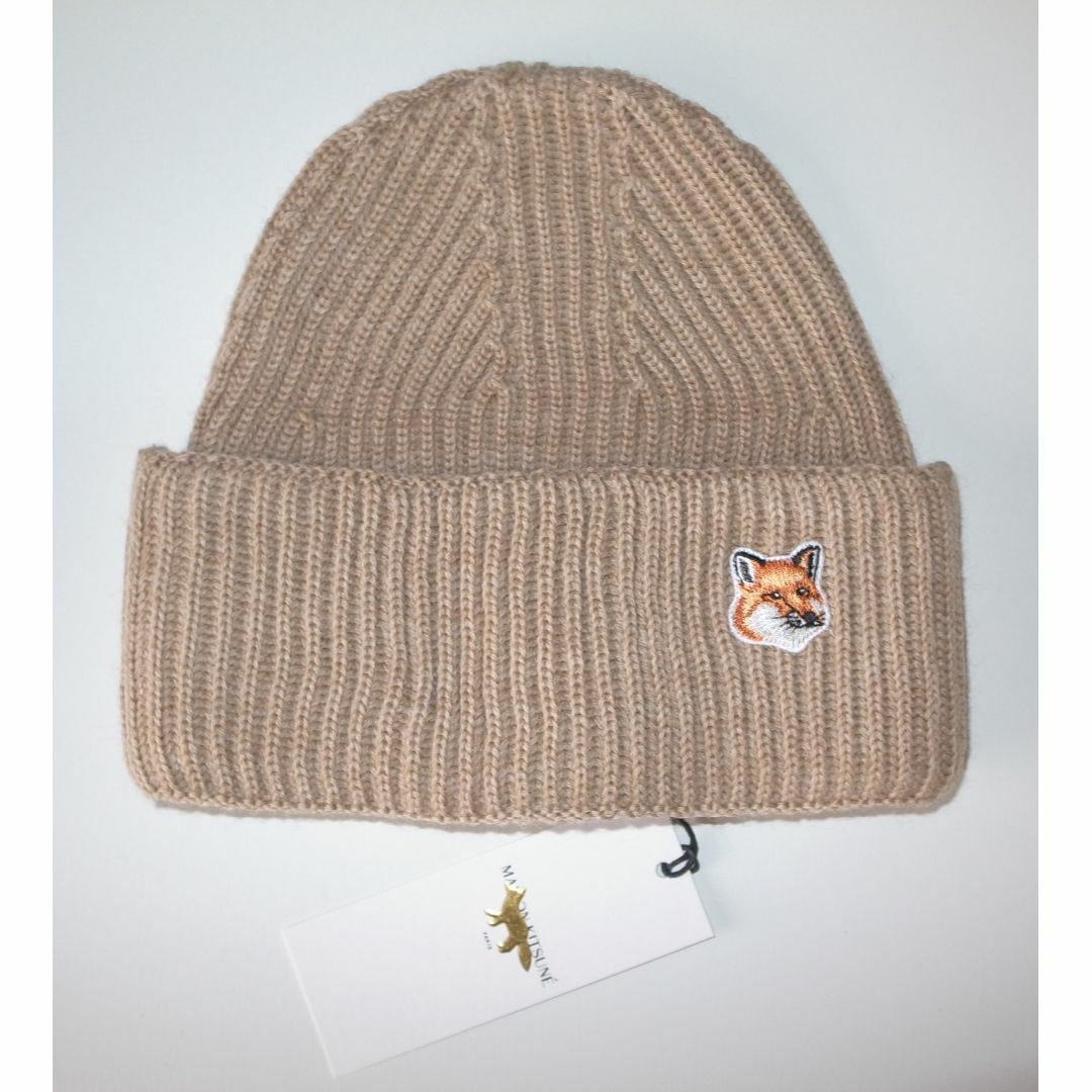 MAISON KITSUNE'(メゾンキツネ)のmaison kitsune FOX HEAD HAT ニットキャップ ベージュ メンズの帽子(ニット帽/ビーニー)の商品写真