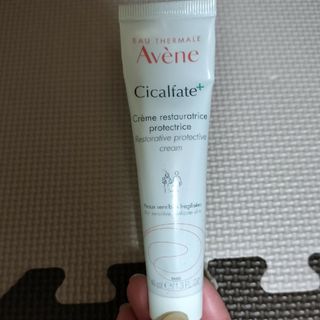 アベンヌ(Avene)の✨Avene シカルファットプラス　リペアクリーム　40g✨(フェイスクリーム)