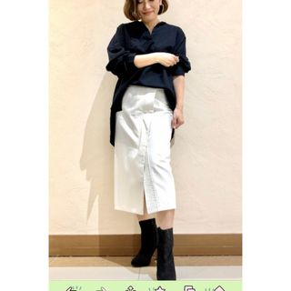 ユニクロ(UNIQLO)の完売品　美品　UNIQLO＋J コットンリネンラップスカート オフホワイト 64(ひざ丈スカート)