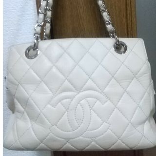 シャネル(CHANEL)のCHANEL☆ヴィンテージシャネル チェーントート バッグ(ショルダーバッグ)