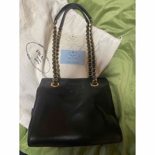 プラダ(PRADA)の美品　PRADA レザーショルダーバッグ(ショルダーバッグ)