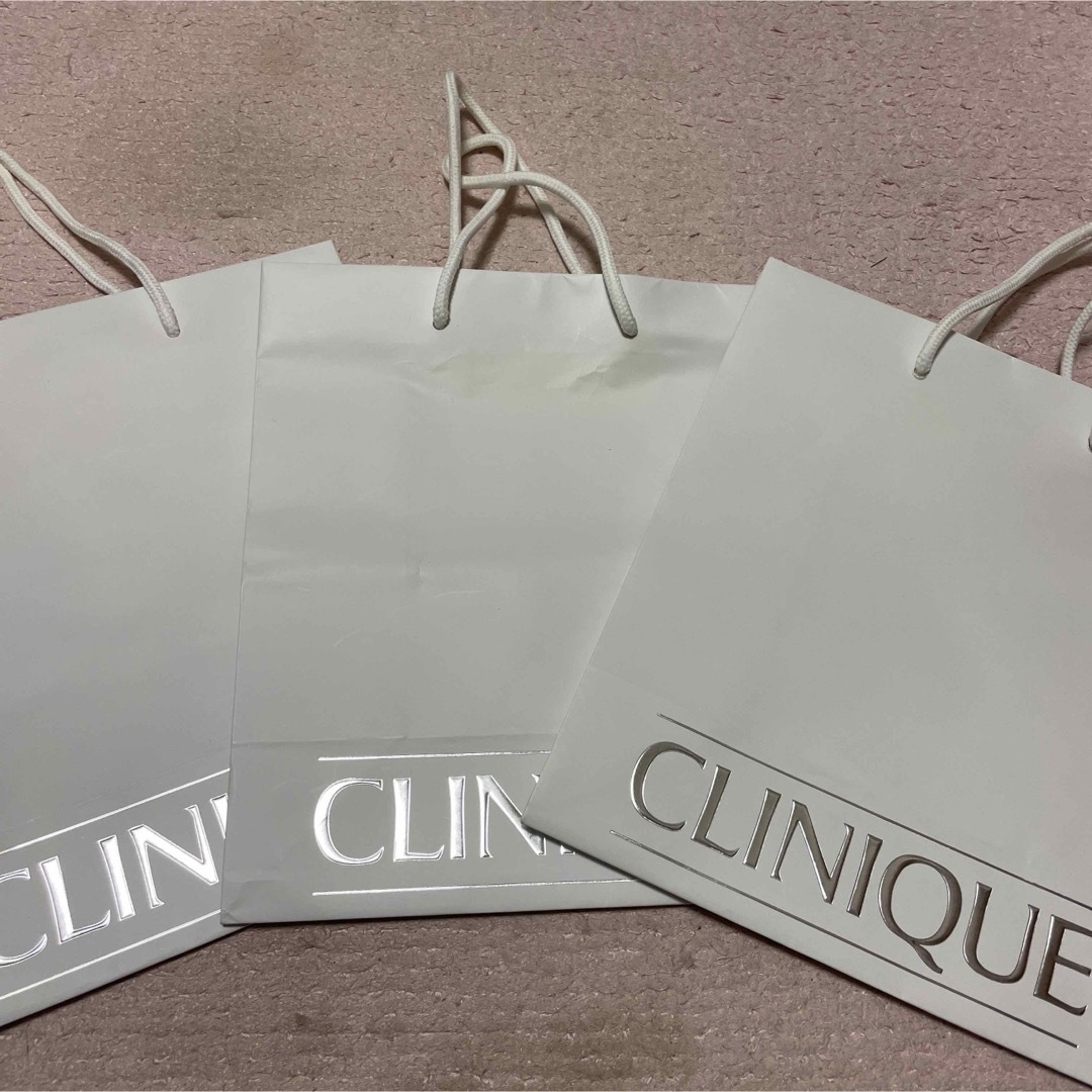 CLINIQUE(クリニーク)のCLINIQUE 紙袋6枚 レディースのバッグ(ショップ袋)の商品写真