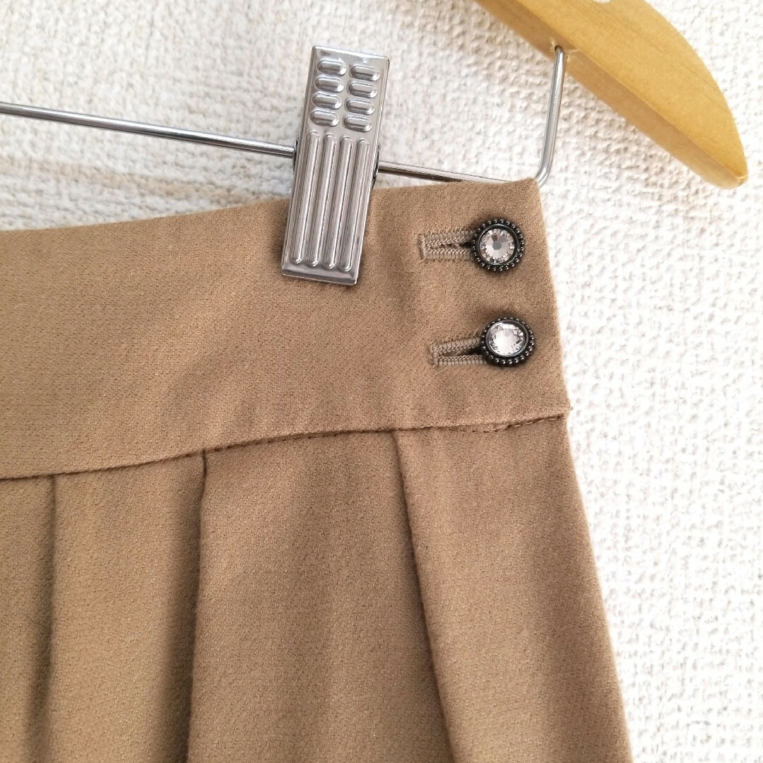Lochie(ロキエ)のロペ 秋冬 ブラウン ウール ビジューつき フレアスカート 36/Sサイズ/7号 レディースのスカート(ひざ丈スカート)の商品写真