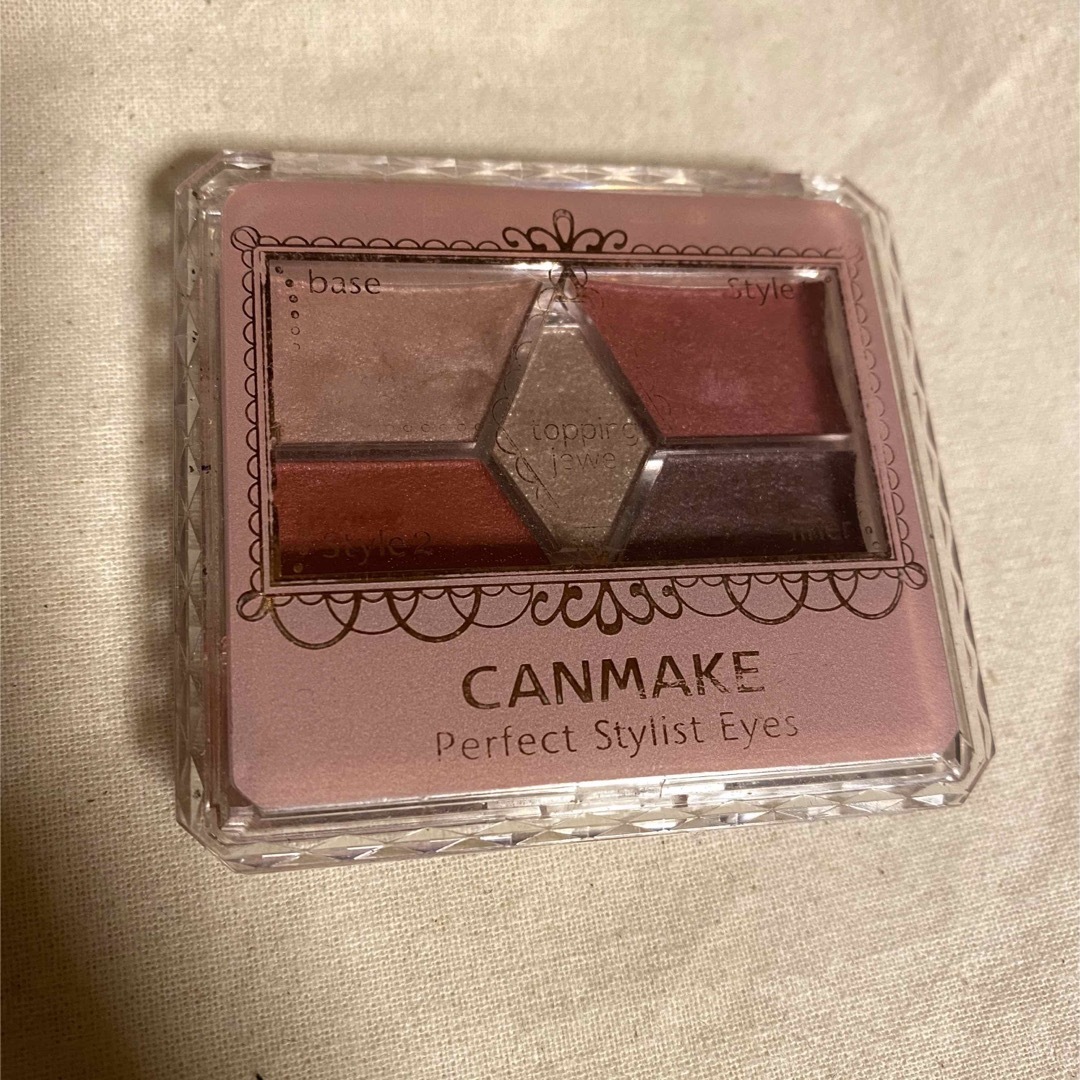 CANMAKE(キャンメイク)のCANMAKE パーフェクトスタイリストアイズ　14 コスメ/美容のベースメイク/化粧品(アイシャドウ)の商品写真