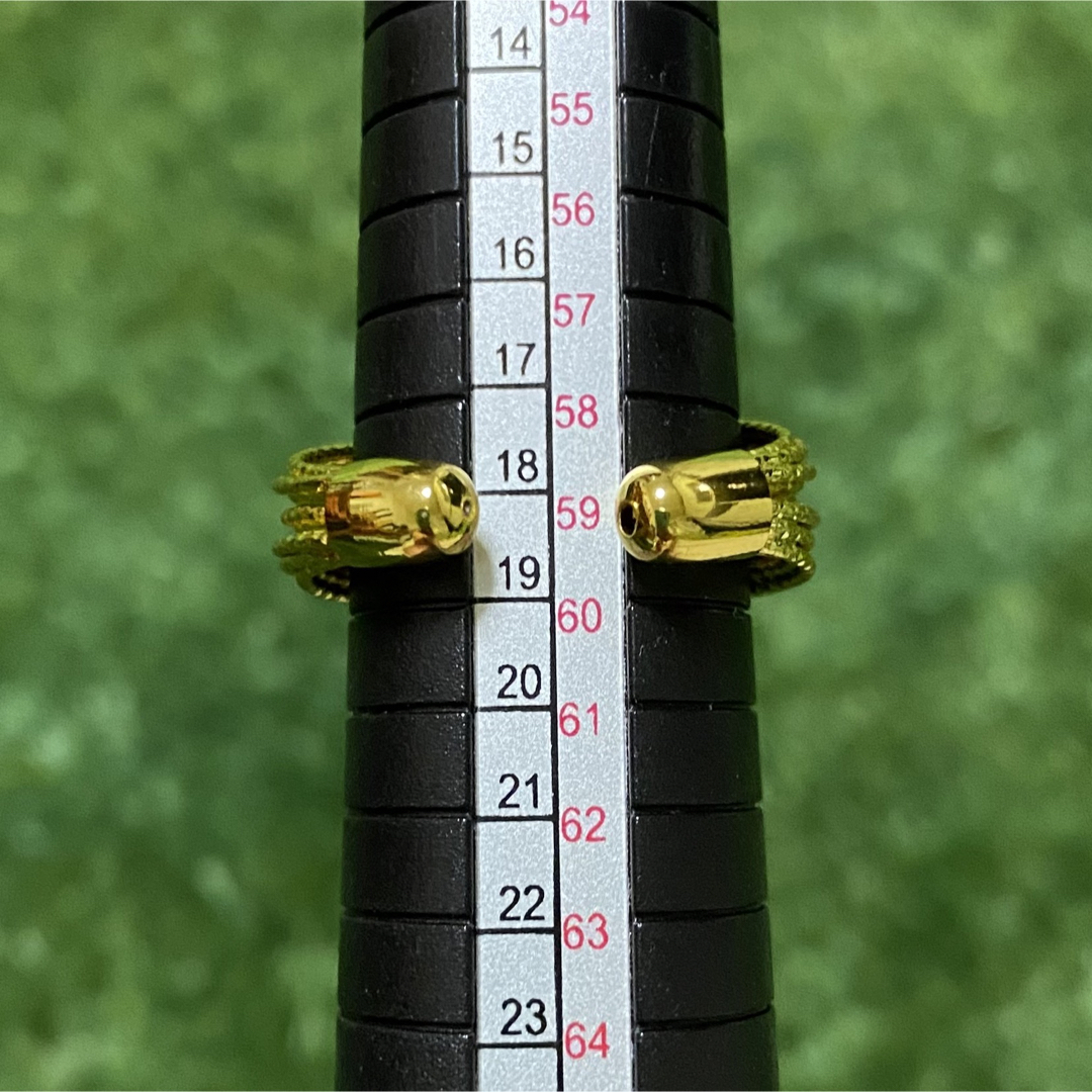RNo.063-2  リング 指輪 ゴールド ライン フリーサイズ レディースのアクセサリー(リング(指輪))の商品写真
