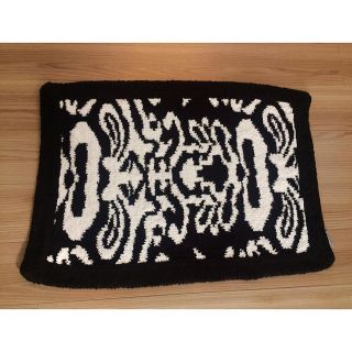 lanalana様用カシウエア 中古ダマスク柄マット