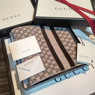 グッチ(Gucci)の❤美品箱付き❤ GUCCI マフラー ショール ストール スカーフ ❤ブラウン❤(マフラー/ショール)