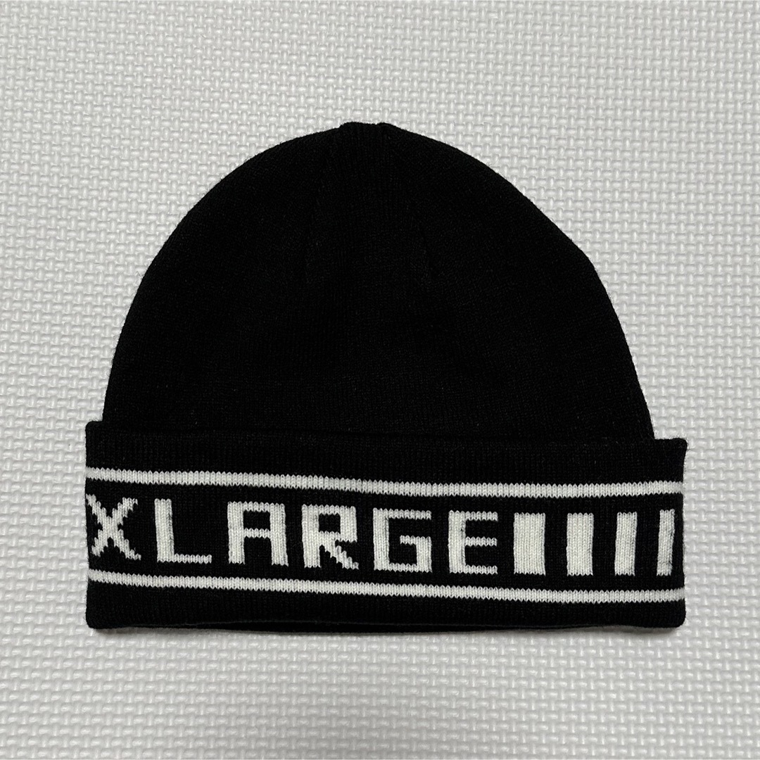 XLARGE(エクストララージ)のXLARGE ニット帽 BLACK メンズの帽子(ニット帽/ビーニー)の商品写真