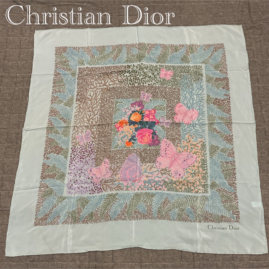 Christian Dior(クリスチャンディオール)のChristian Dior クリスチャンディオール スカーフ 蝶 花柄 ロゴ レディースのファッション小物(バンダナ/スカーフ)の商品写真
