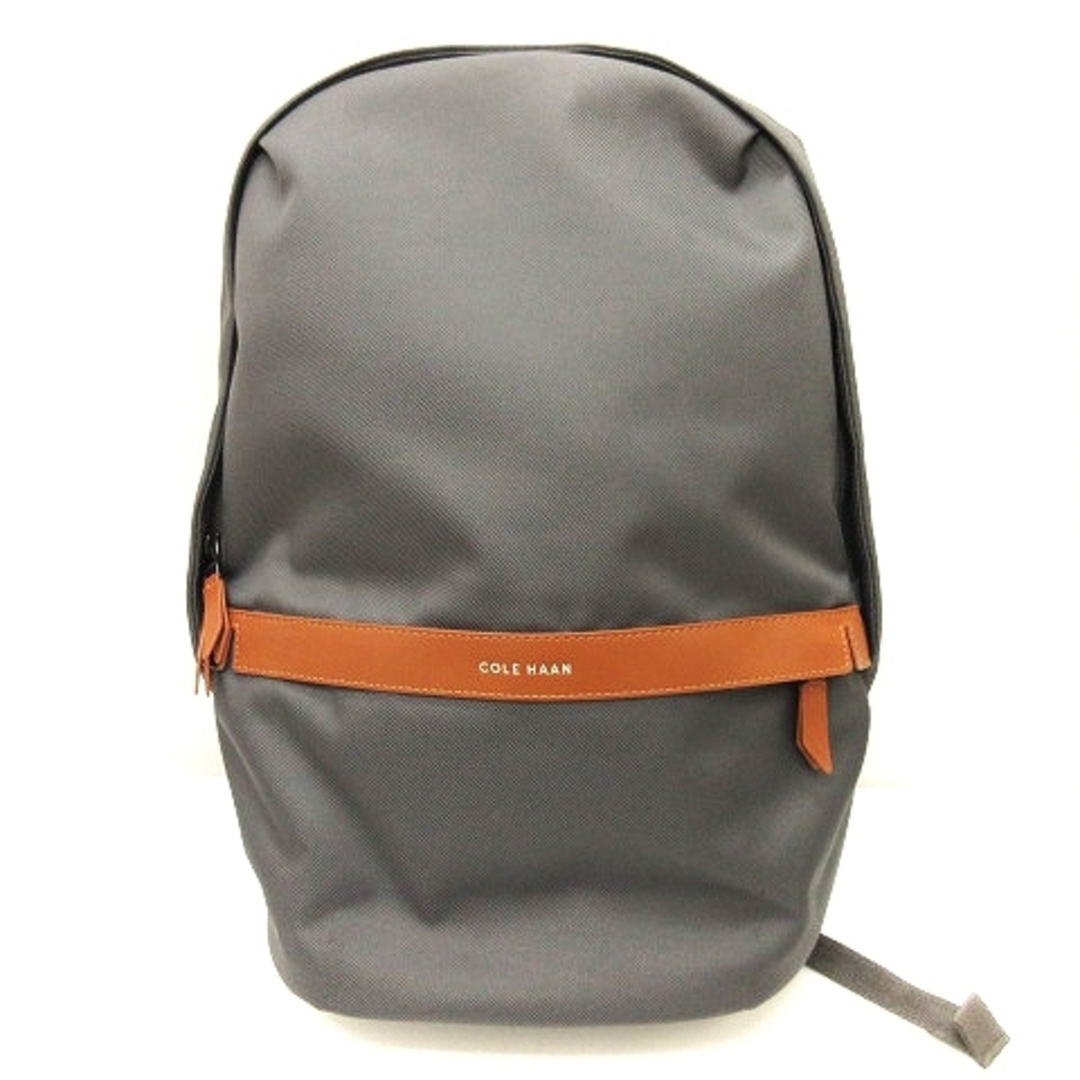 Cole Haan(コールハーン)のコールハーン デイパック リュックサック ロゴ レザー グレー 鞄 カバン メンズのバッグ(バッグパック/リュック)の商品写真