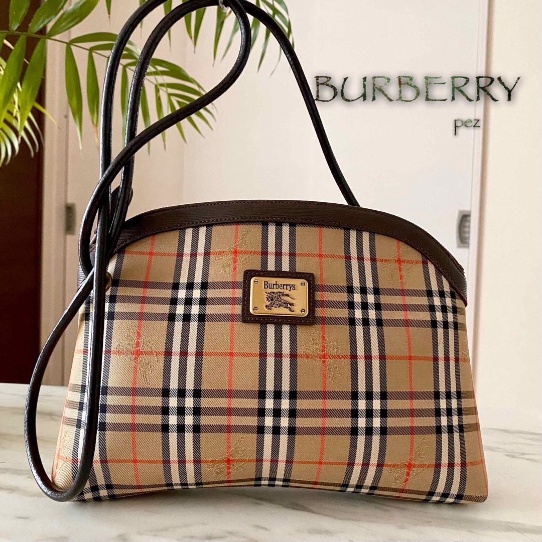 BURBERRY - 極美品 BURBERRY バーバリー レザーショルダーバッグの通販