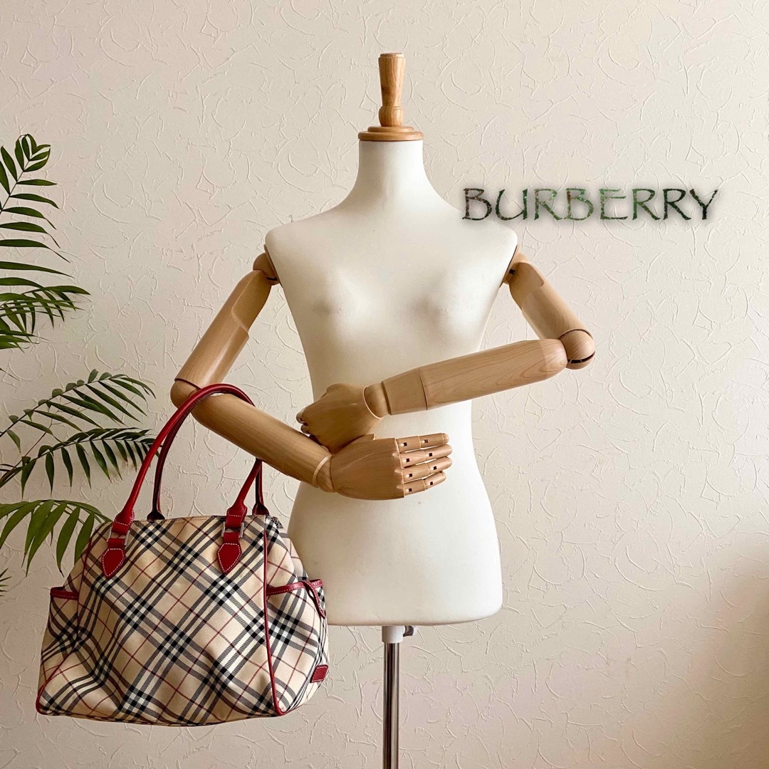 BURBERRY BLUE LABEL(バーバリーブルーレーベル)の正規品 BURBERRY バーバリー レザートートバッグ レディースのバッグ(ハンドバッグ)の商品写真