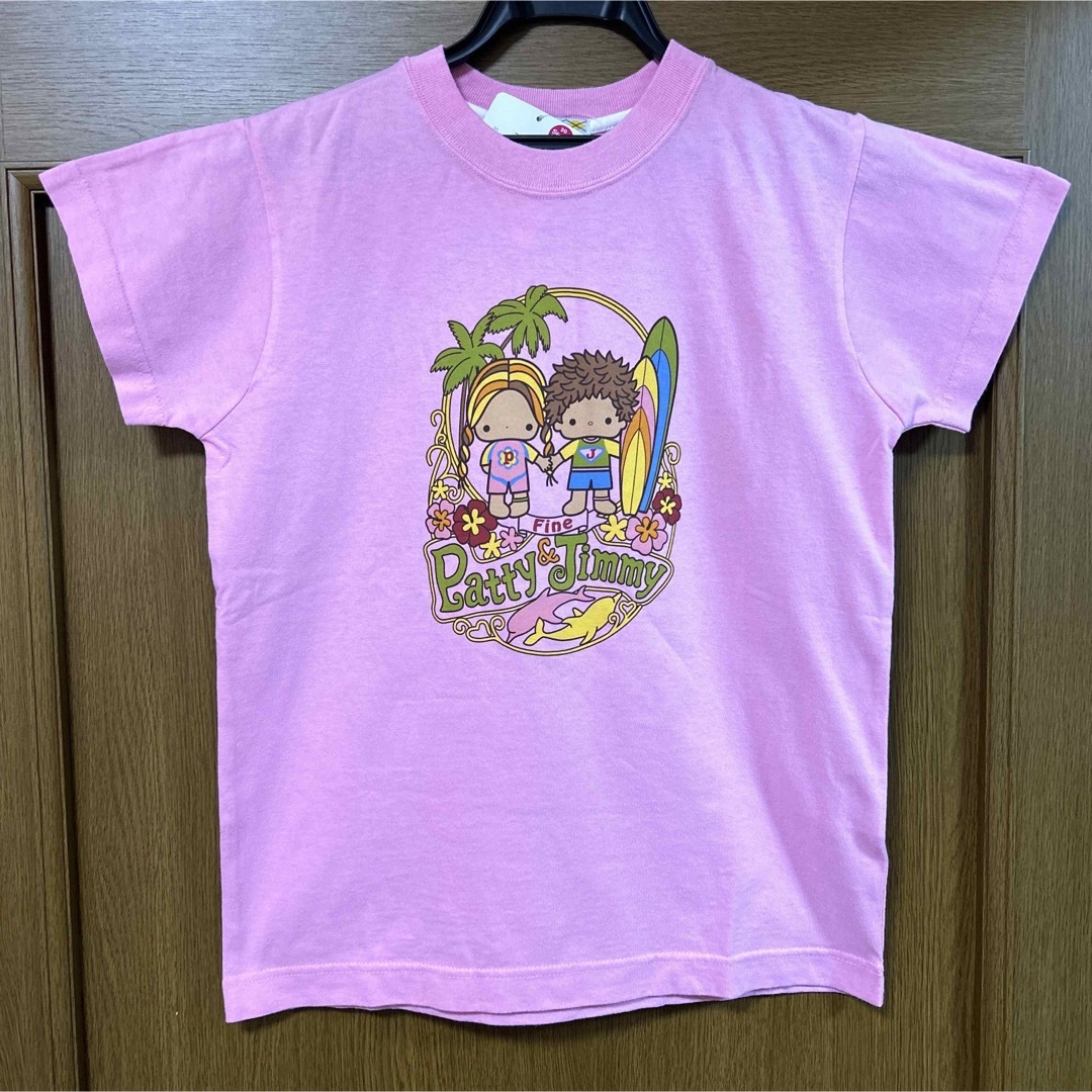 サンリオ(サンリオ)のパティ&ジミー　ピンク　サーフィン　Tシャツ レディースのトップス(Tシャツ(半袖/袖なし))の商品写真