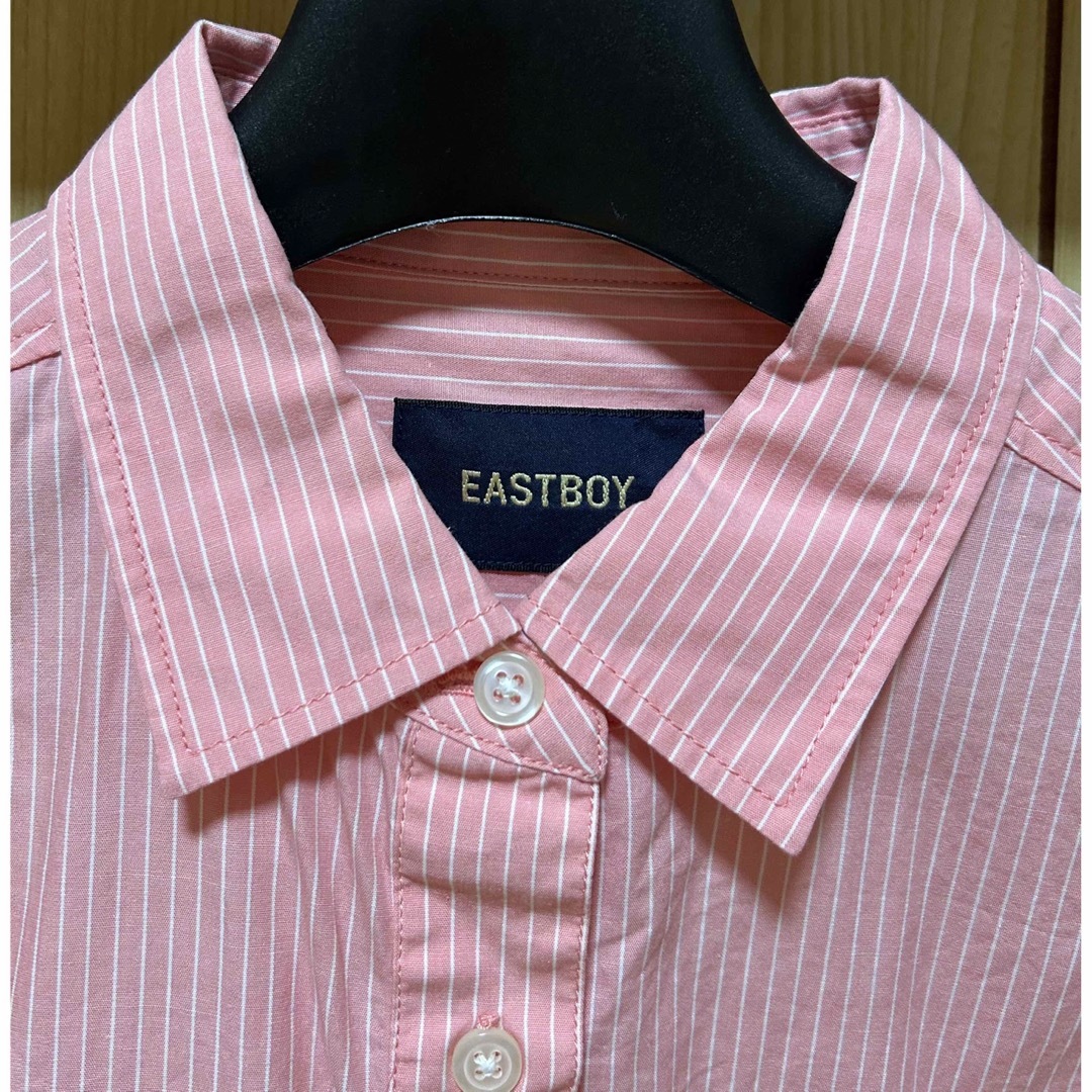 EASTBOY(イーストボーイ)の［美品］ＥＡＳＴ　ＢＯＹ　シャツ   レディースのトップス(シャツ/ブラウス(長袖/七分))の商品写真