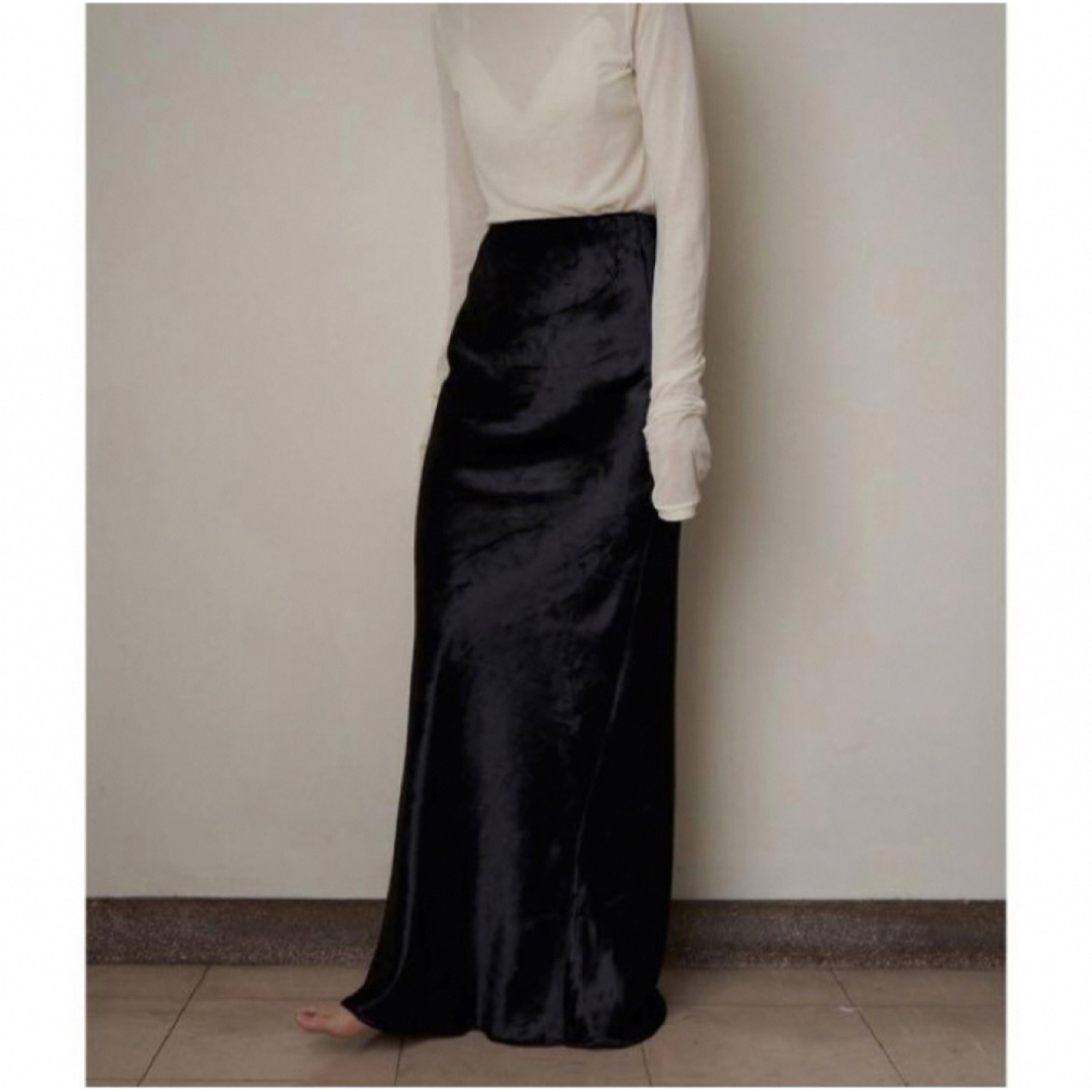 TODAYFUL(トゥデイフル)の⭐️niko様専用⭐️ENOF velvet long skirt    レディースのスカート(ロングスカート)の商品写真