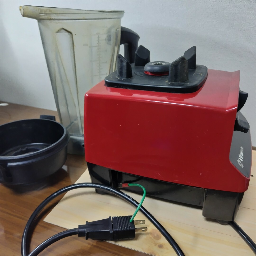 Vitamix VMO111 バイタミックス　赤