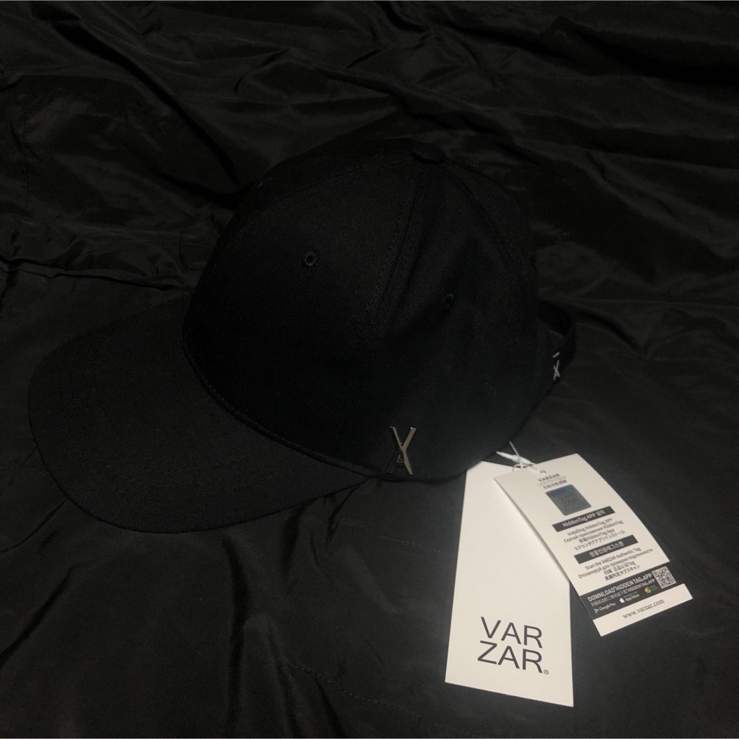 VARZAR キャップ ブラック レディースの帽子(キャップ)の商品写真