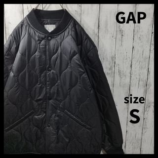 ギャップ(GAP)の【GAP】オーバーサイズキルティングジャケット　スナップボタン留　秋冬　タグ付き(その他)