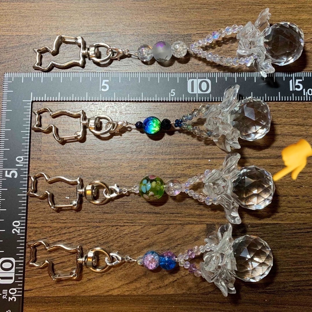 ☆【ss381】ﾊﾝﾄﾞﾒｲﾄﾞ　サンキャッチャー ハンドメイドのファッション小物(バッグチャーム)の商品写真