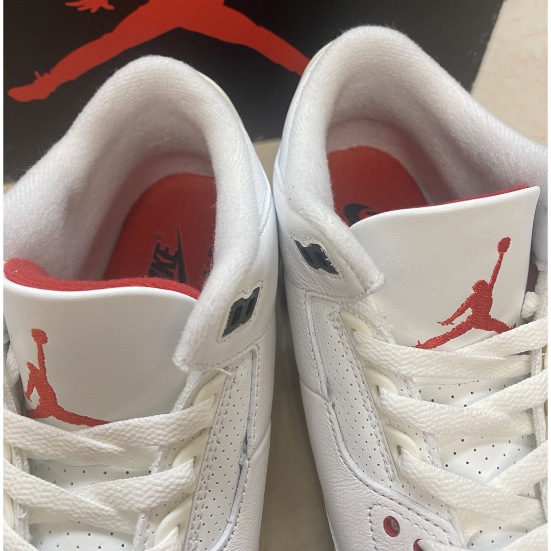 Jordan Brand（NIKE）(ジョーダン)のNike Air Jordan 3 Retro White Cement27.5 メンズの靴/シューズ(スニーカー)の商品写真