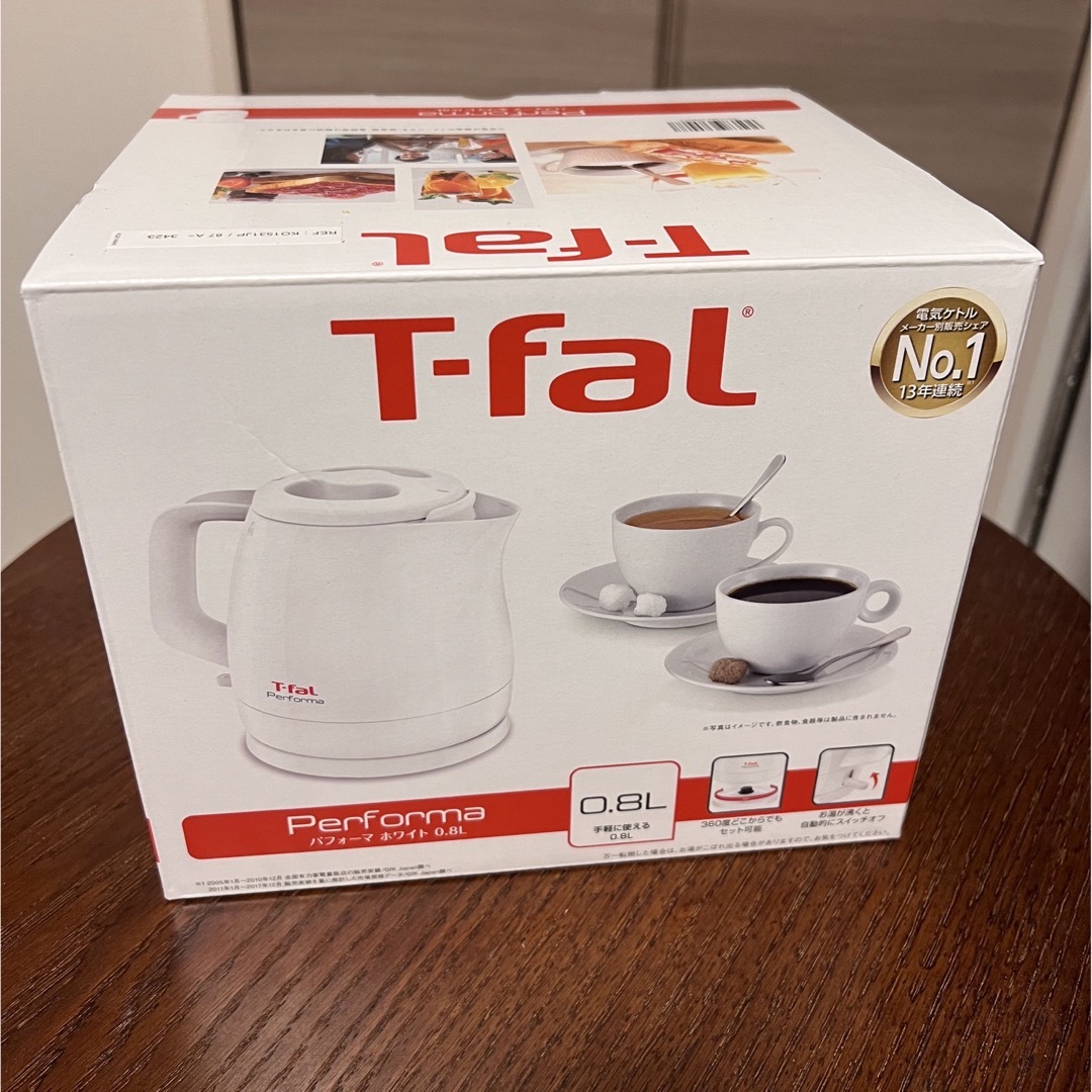 T-fal(ティファール)の【新品未使用】ティファール 電気ケトル0.8L T-fal Parforme スマホ/家電/カメラの生活家電(電気ケトル)の商品写真