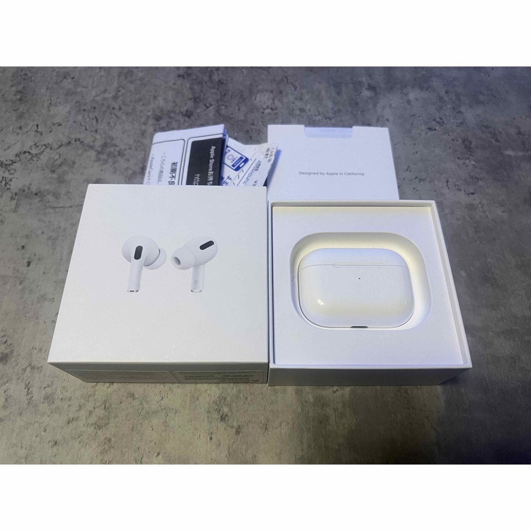 Apple(アップル)のApple AirPods Pro MWP22J/A スマホ/家電/カメラのオーディオ機器(ヘッドフォン/イヤフォン)の商品写真