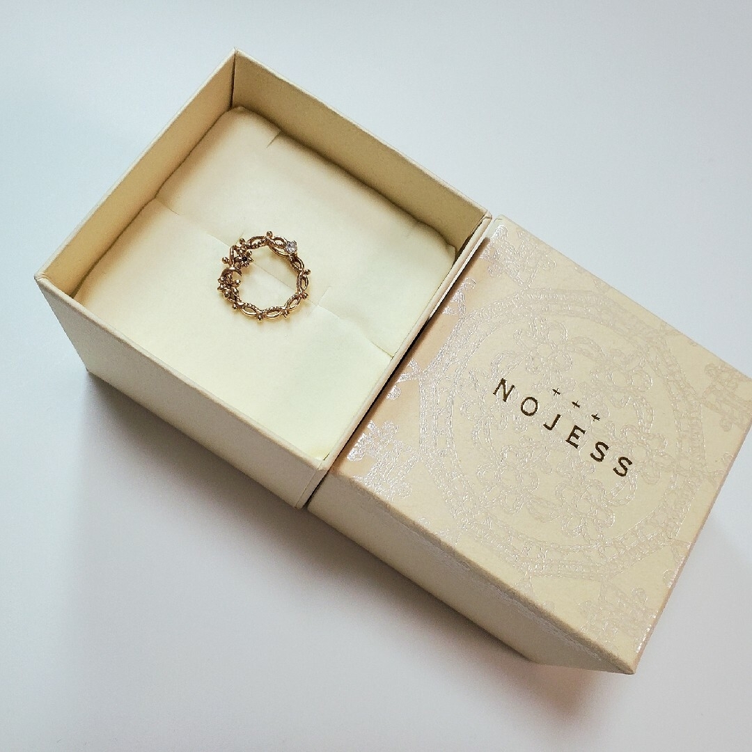 NOJESS(ノジェス)のNOJESS ノジェス K10 PG フラワー チャーム ネックレス レディースのアクセサリー(チャーム)の商品写真