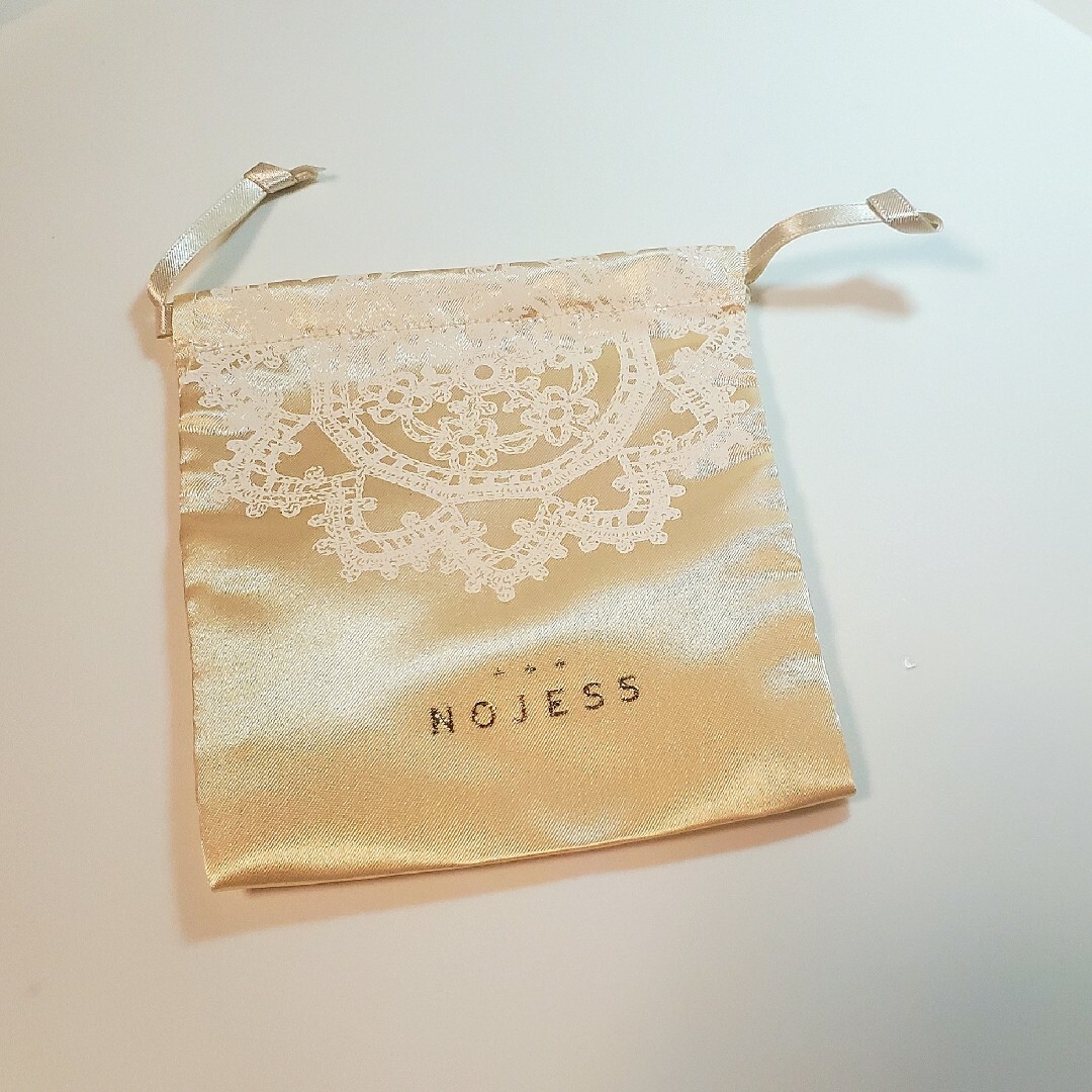 NOJESS(ノジェス)のNOJESS ノジェス K10 PG フラワー チャーム ネックレス レディースのアクセサリー(チャーム)の商品写真