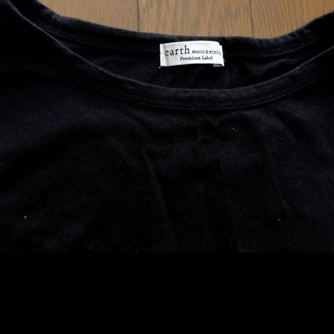 earth music & ecology(アースミュージックアンドエコロジー)の半袖Ｔシャツ　フリーサイズ　Dizzy・・　黒　美品　綿100%　コットン レディースのトップス(Tシャツ(半袖/袖なし))の商品写真