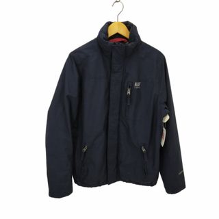 アバクロンビー&フィッチ発色綺麗でロゴがかわいいマウンテンパーカー