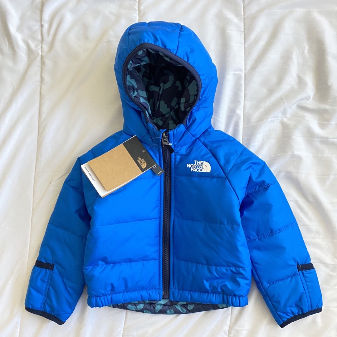 THE NORTH FACE(ザノースフェイス)の【THE NORTH FACE】Baby リバーシブル 6-12M キッズ/ベビー/マタニティのキッズ服男の子用(90cm~)(ジャケット/上着)の商品写真